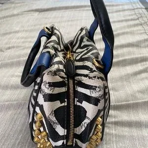 バッグ MCM limited edition The MCM x Strumbel Limited Edition Collection - wcity.com